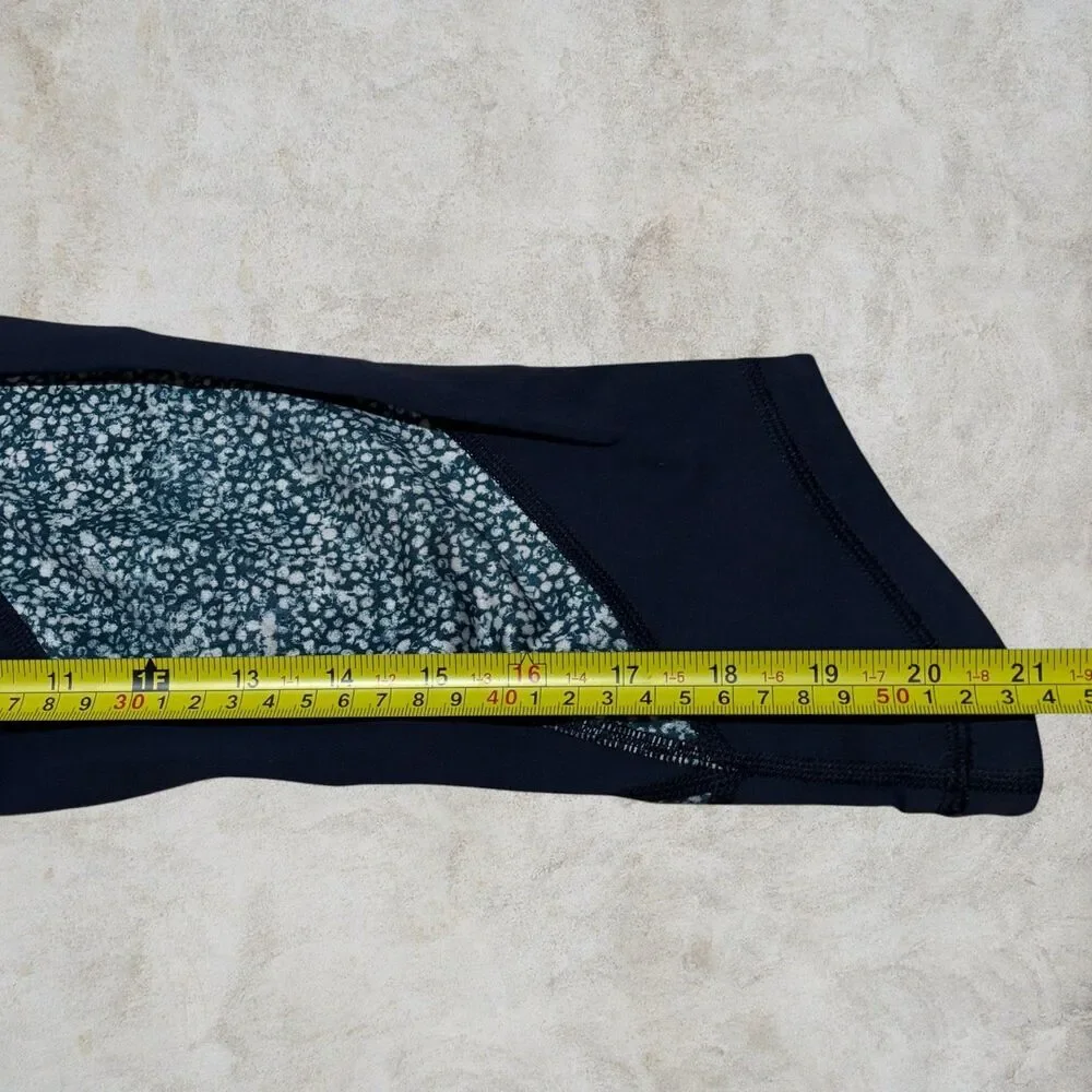 Lululemon Blue Women's Camo Leggings Wunder Under Crop Size 4